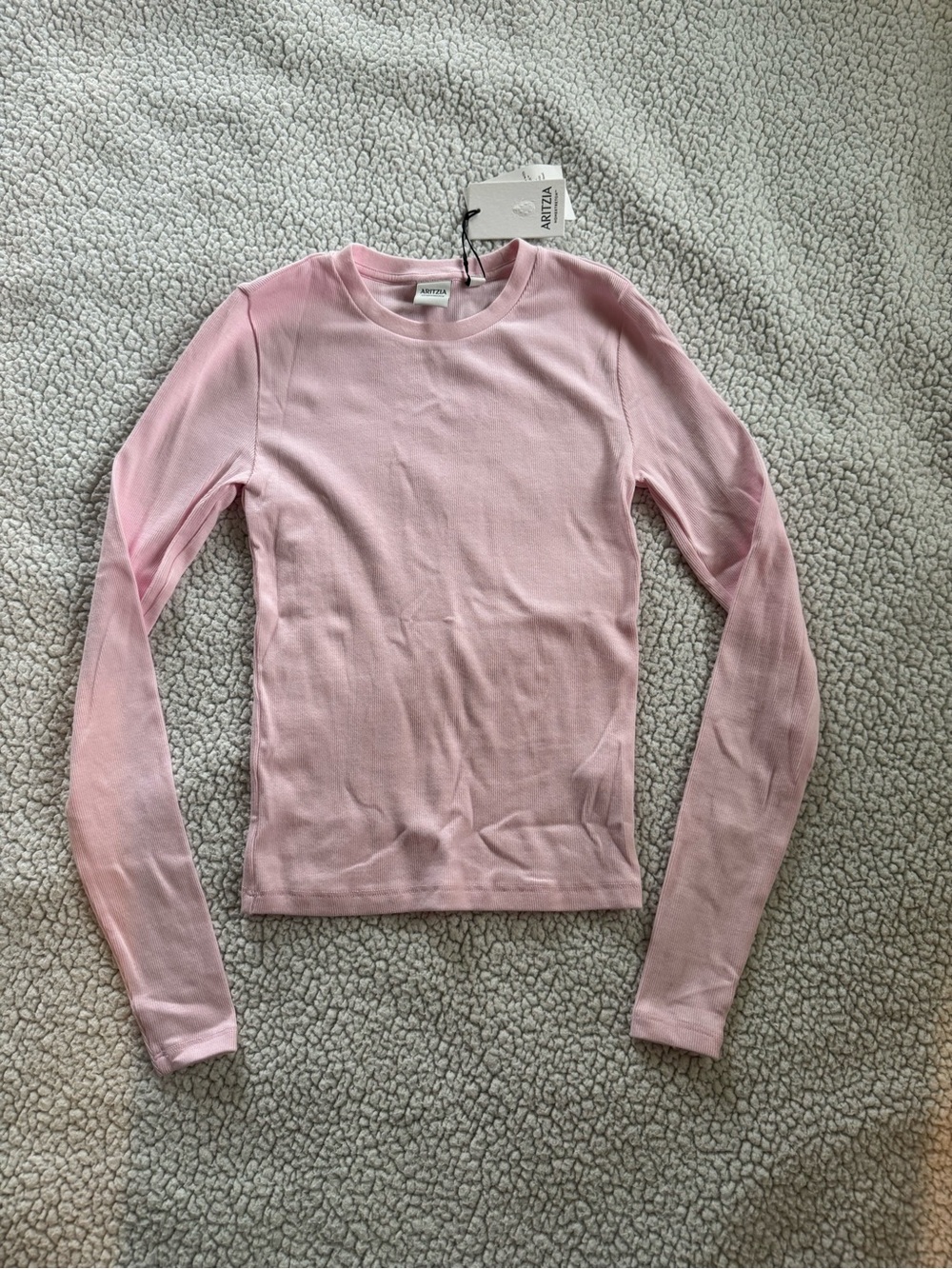 NWT Aritzia Pink Long Sleeve Ribbed Top